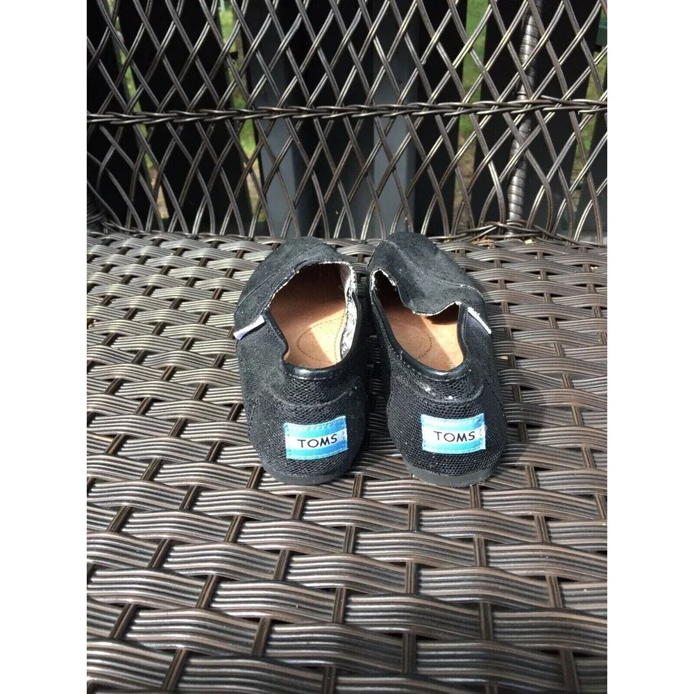New Tom's Classics Slip-On Shoes - Shimmery Black, Size Youth 3.5 Girls